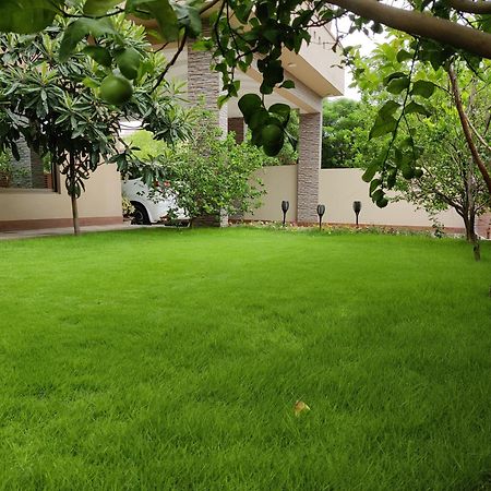 Alpha Guest House راوالبيندي المظهر الخارجي الصورة