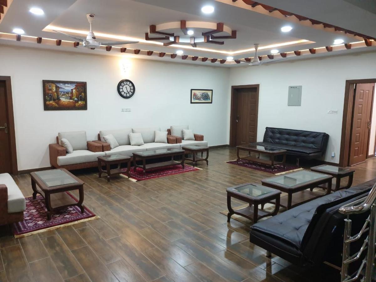 Alpha Guest House راوالبيندي المظهر الخارجي الصورة