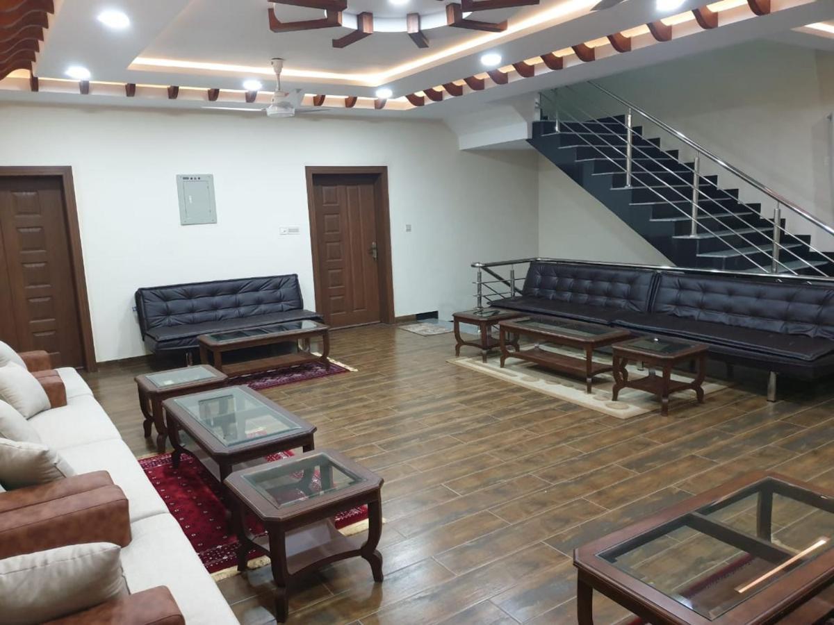 Alpha Guest House راوالبيندي المظهر الخارجي الصورة