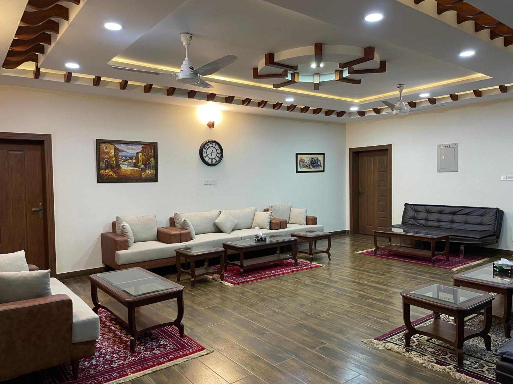 Alpha Guest House راوالبيندي المظهر الخارجي الصورة