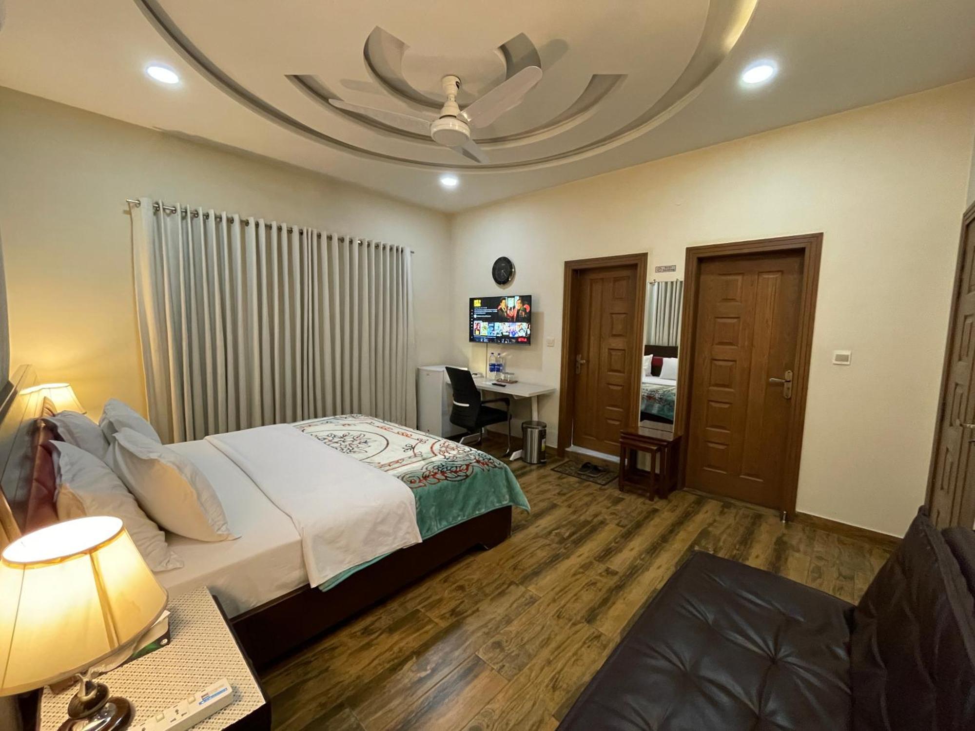 Alpha Guest House راوالبيندي المظهر الخارجي الصورة