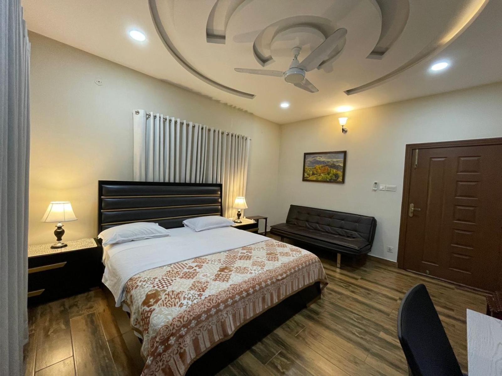 Alpha Guest House راوالبيندي المظهر الخارجي الصورة