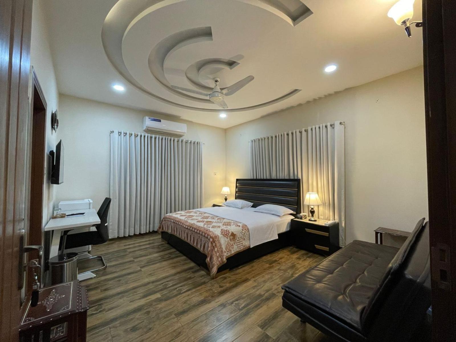 Alpha Guest House راوالبيندي المظهر الخارجي الصورة